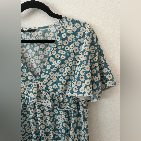 Floral Blue and White Dress - Picture 2 of 6